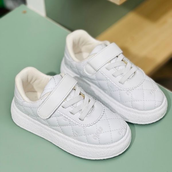 ونس بچگانه طرح شنل دوزی miu کد 121708