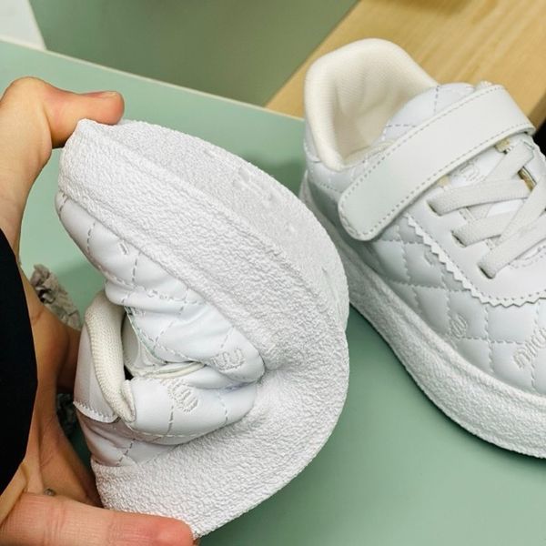 ونس بچگانه طرح شنل دوزی miu کد 121708