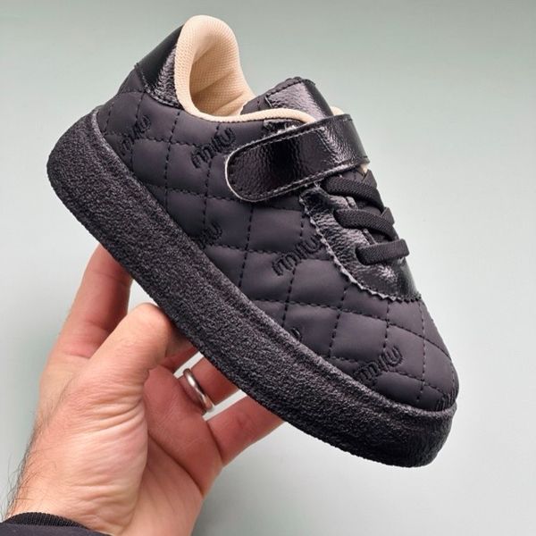 ونس بچگانه طرح شنل دوزی miu کد 121708