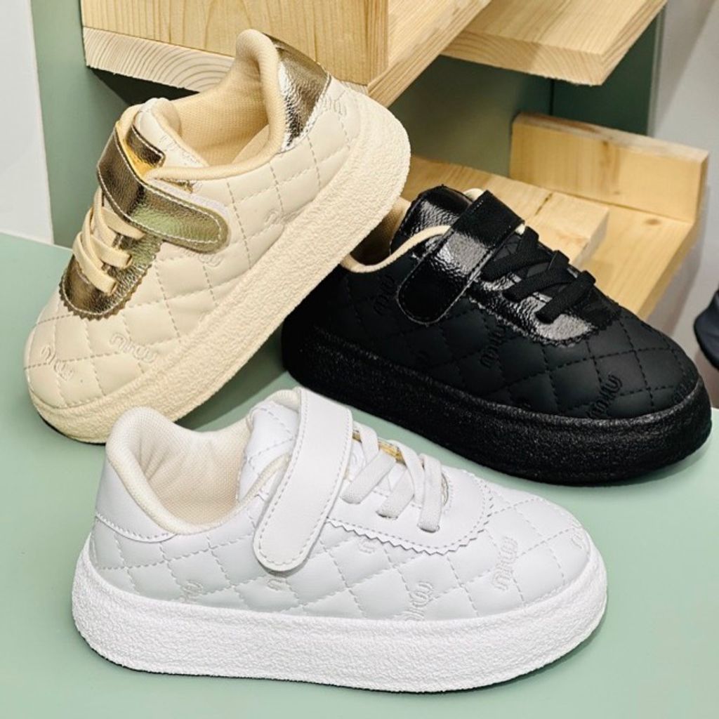 خرید اینترنتی قیمت ونس بچگانه طرح شنل دوزی miu کد 121708