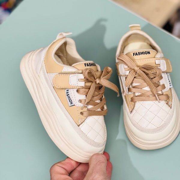 کتونی بچگانه طرح شنل دوزی Papia کد 122205