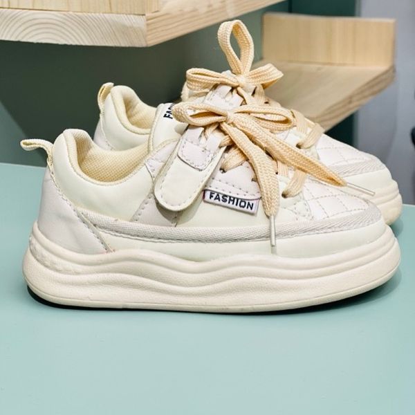 کتونی بچگانه طرح شنل دوزی Papia کد 122205