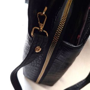 فروش اینترنتی کیف اداری زنانه چرم طبیعی گاوی