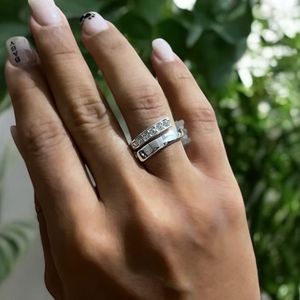 انگشتر زنانه مدل رولی کد 3331025