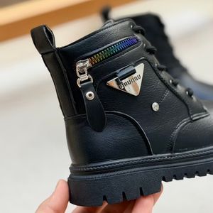 خرید اینترنتی قیمت بوت بچگانه طرح بغل زیپ مثلثی از Kids کد 4090802