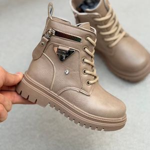 خرید اینترنتی قیمت بوت بچگانه طرح بغل زیپ مثلثی از Kids کد 4090802