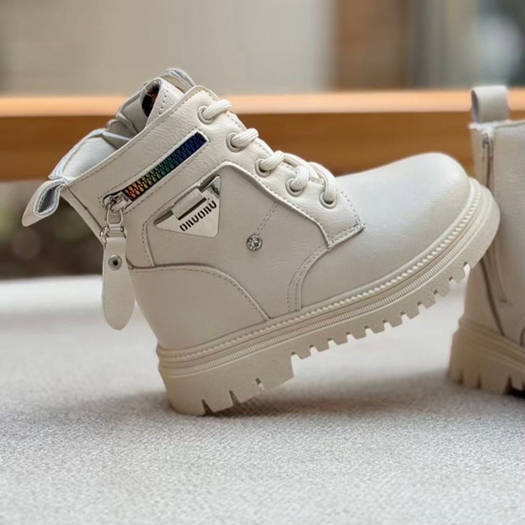 خرید اینترنتی قیمت بوت بچگانه طرح بغل زیپ مثلثی از Kids کد 4090802