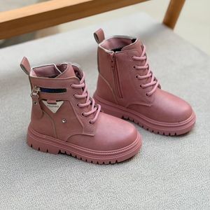 خرید اینترنتی قیمت بوت بچگانه طرح بغل زیپ مثلثی از Kids کد 4090802