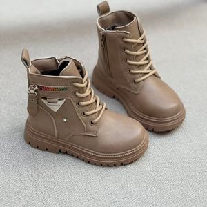 خرید اینترنتی قیمت بوت بچگانه طرح بغل زیپ مثلثی از Kids کد 4090802