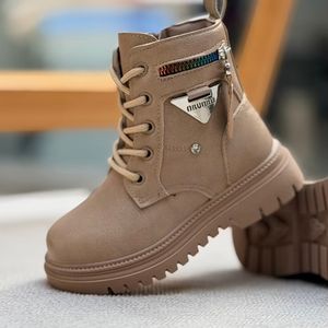 خرید اینترنتی قیمت بوت بچگانه طرح بغل زیپ مثلثی از Kids کد 4090802