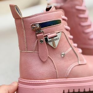 خرید اینترنتی قیمت بوت بچگانه طرح بغل زیپ مثلثی از Kids کد 4090802