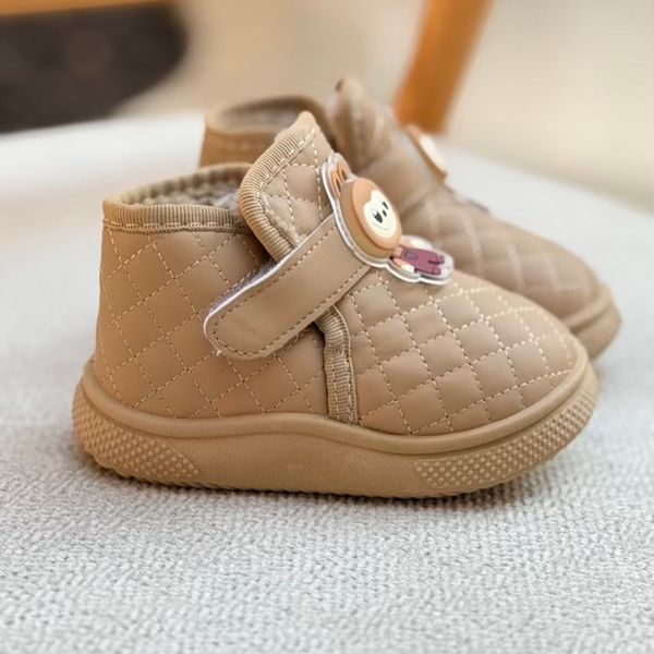 بوت بچگانه شنل دوزی طرح لبوبو از  کد 4090901