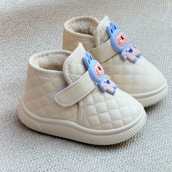 بوت بچگانه شنل دوزی طرح لبوبو از  کد 4090901