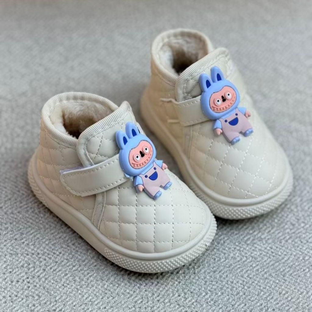 خرید اینترنتی قیمت بوت بچگانه شنل دوزی طرح لبوبو از  کد 4090901