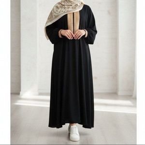 مشخصات عبا طلاکوب نورا