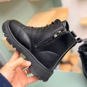 خرید اینترنتی قیمت بوت بچگانه طرح بغل سگک از کد 4090501