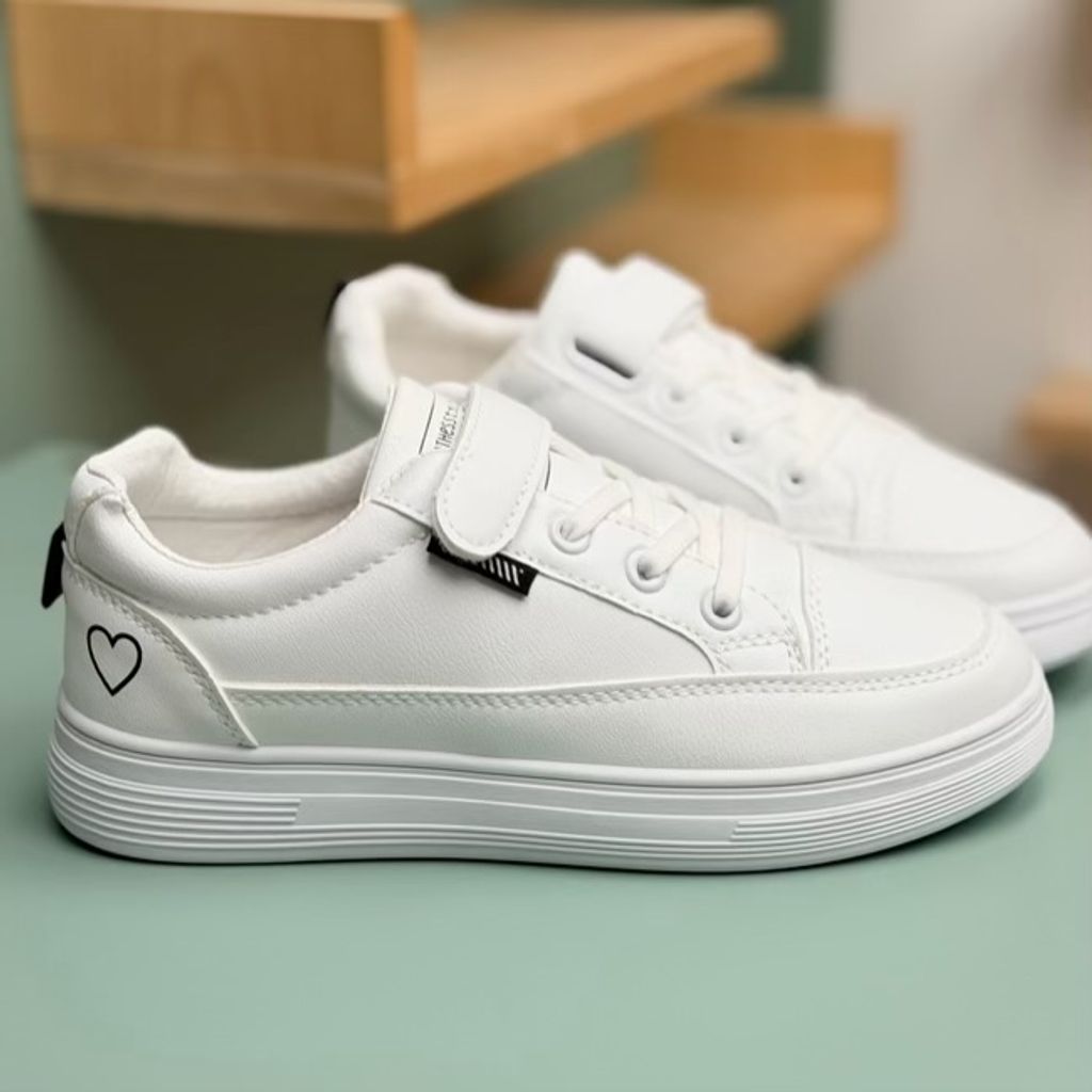 خرید اینترنتی قیمت ونس بچگانه طرح قلبی از Trip کد 4090502