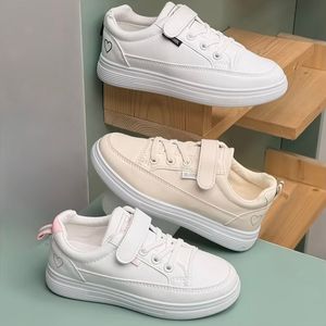 ونس بچگانه طرح قلبی از Trip کد 4090502