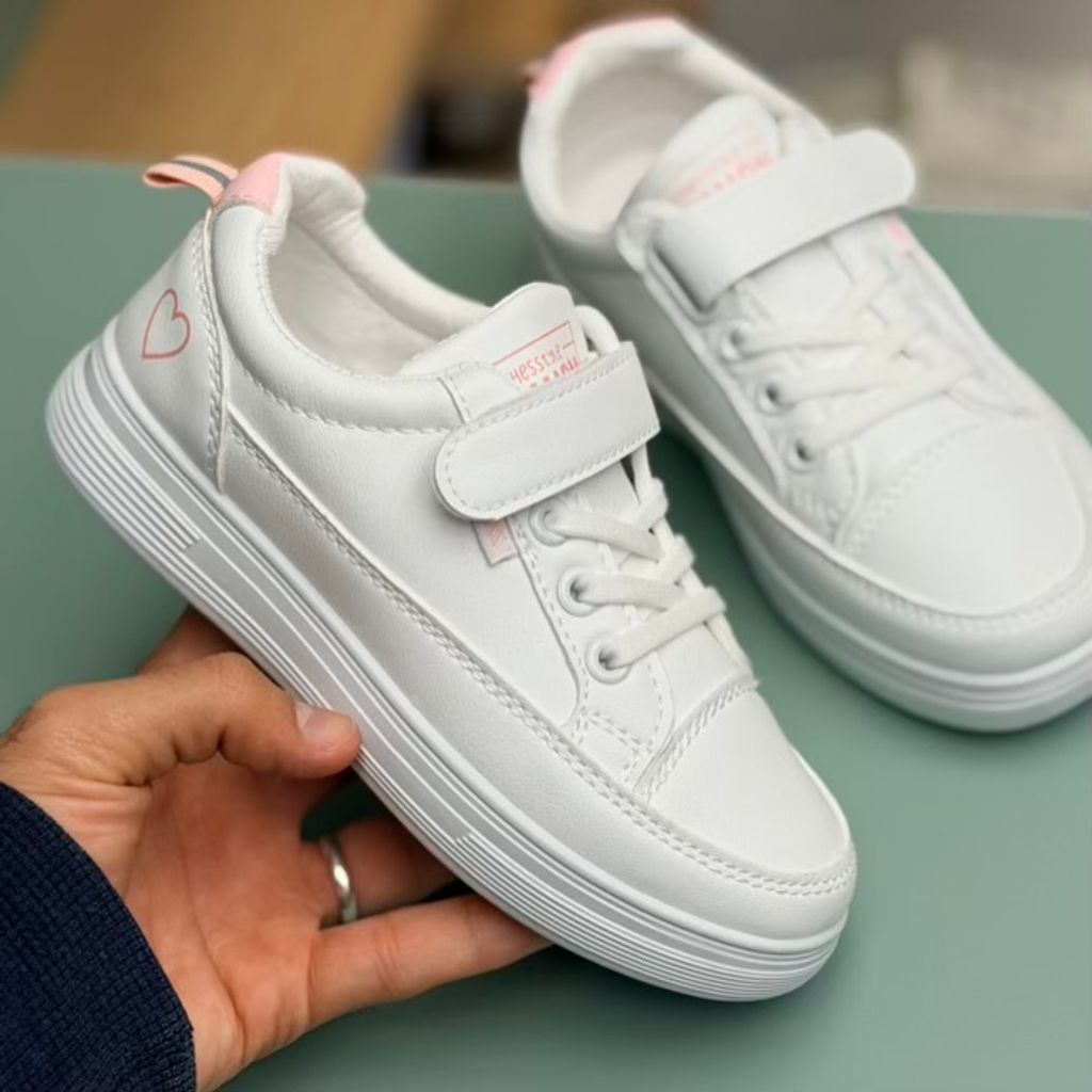 خرید اینترنتی قیمت ونس بچگانه طرح قلبی از Trip کد 4090502