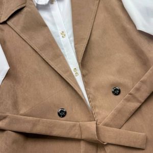 مشخصات وست و شومیز آوینا