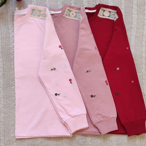 فروش اینترنتی بلوز دورس دونخ پنبه آستین گلدوزی شده پرگل زنانه ماهو