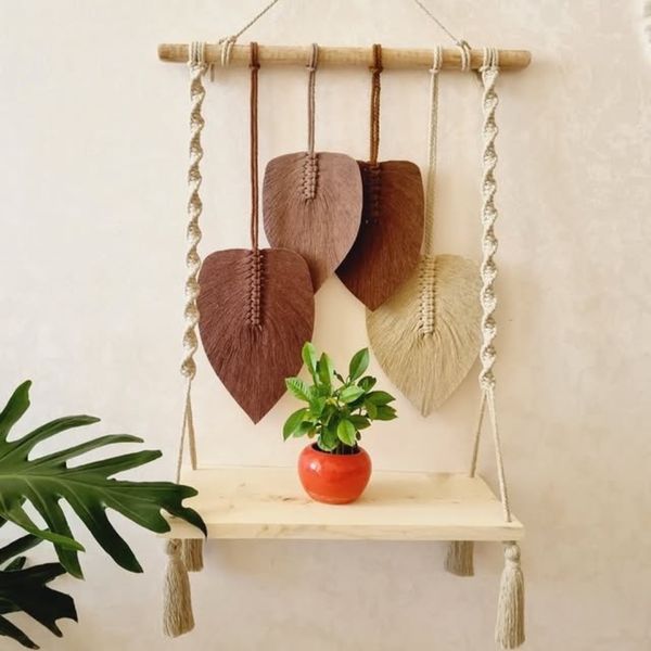 شلف برگ مکرومه چوبی مدل النا