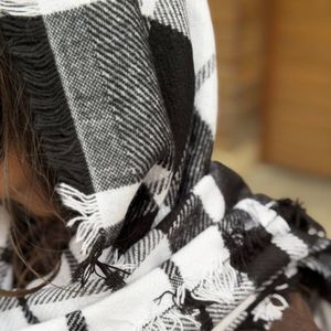 خرید اینترنتی شال موهر چهارخونه زمستانه