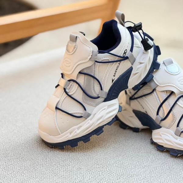 کتونی بچگانه طرح بالنسیاگا از KAKA کد 4091301