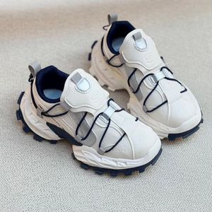 خرید اینترنتی قیمت کتونی بچگانه طرح بالنسیاگا از KAKA کد 4091301