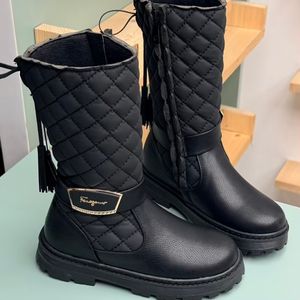 خرید اینترنتی قیمت بوت بلند بچگانه چرمی شنل دوزی کد 4082804