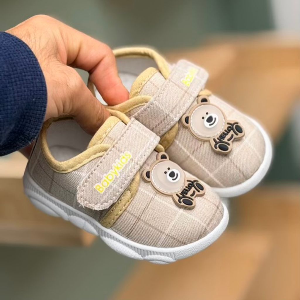 خرید اینترنتی قیمت کفش نوزادی طرح تدی از توباکو کد 4082801