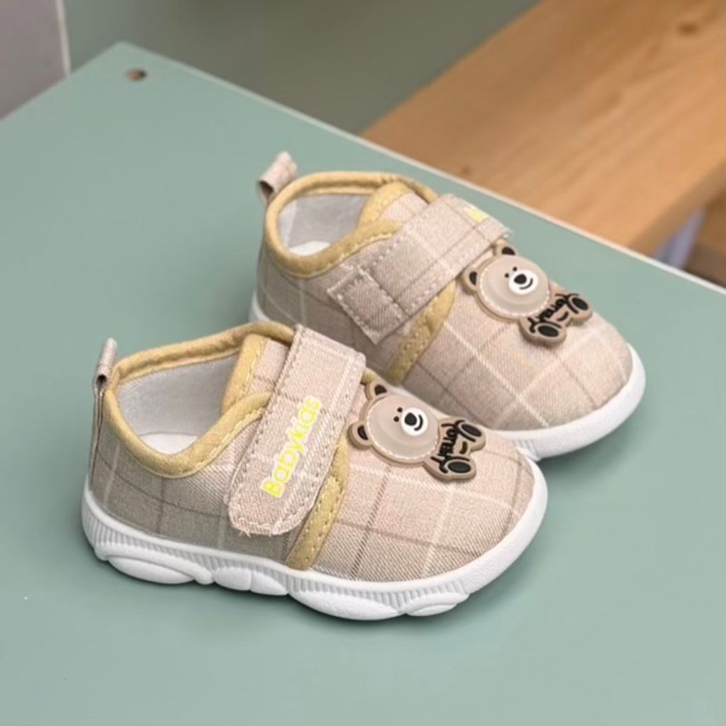 خرید اینترنتی قیمت کفش نوزادی طرح تدی از توباکو کد 4082801