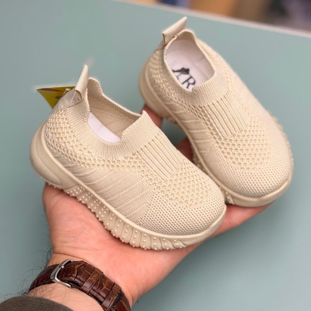 خرید اینترنتی قیمت کتونی بچگانه جورابی از BRQ کد 4081202