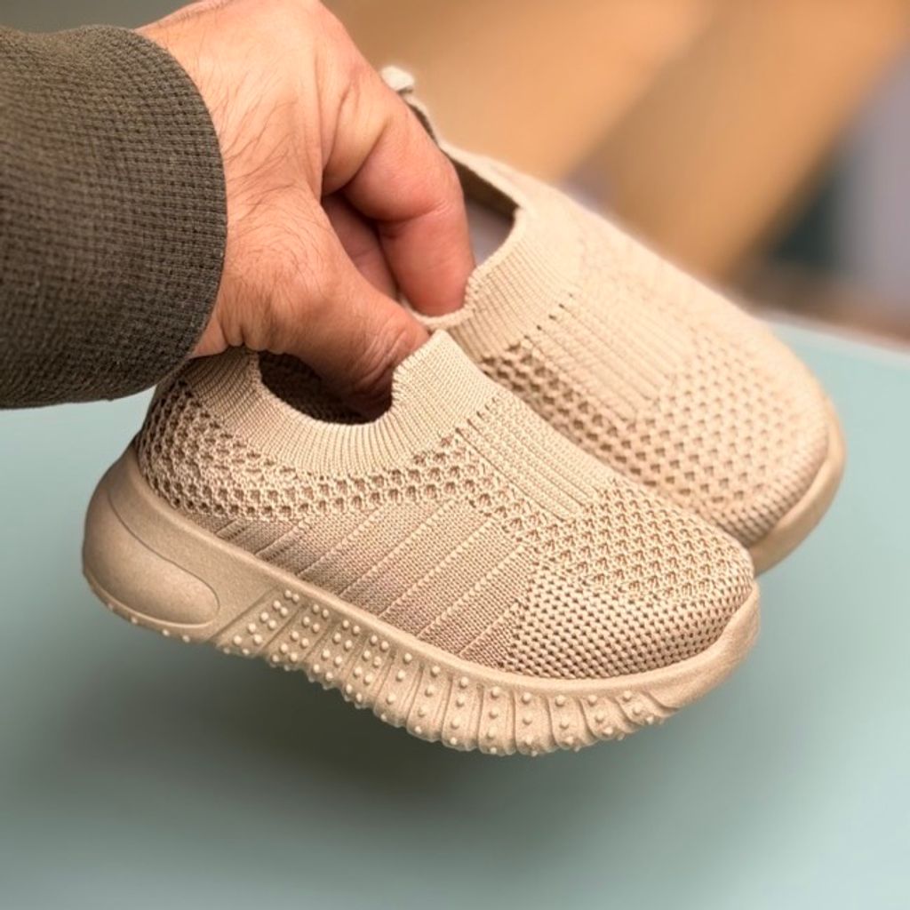 خرید اینترنتی قیمت کتونی بچگانه جورابی از BRQ کد 4081202