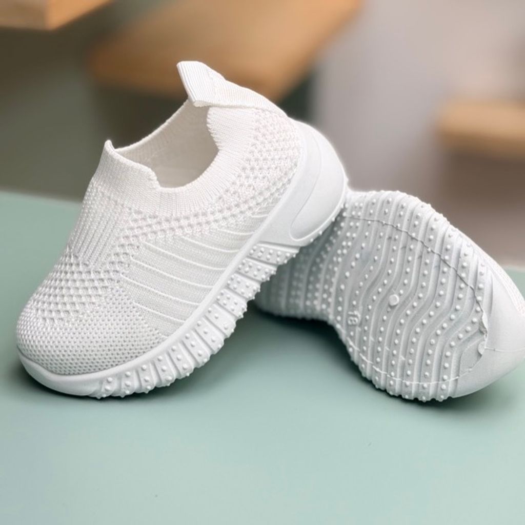 خرید اینترنتی قیمت کتونی بچگانه جورابی از BRQ کد 4081202