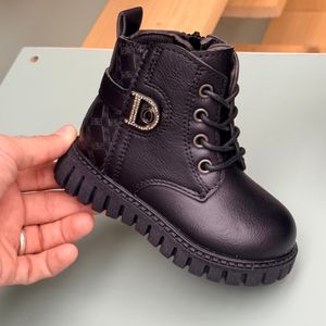 خرید اینترنتی قیمت بوت بچگانه طرح D نگینی از Kids کد 4072301
