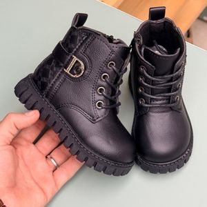 خرید اینترنتی قیمت بوت بچگانه طرح D نگینی از Kids کد 4072301