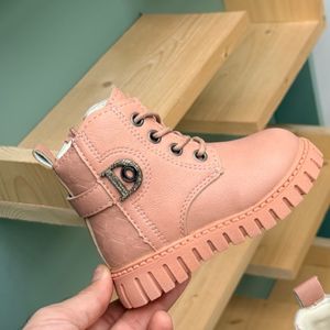 خرید اینترنتی قیمت بوت بچگانه طرح D نگینی از Kids کد 4072301