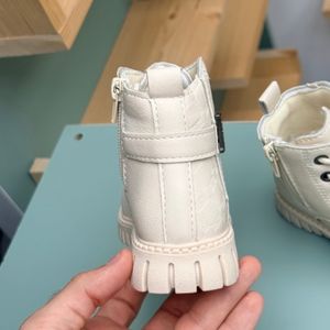 خرید اینترنتی قیمت بوت بچگانه طرح D نگینی از Kids کد 4072301