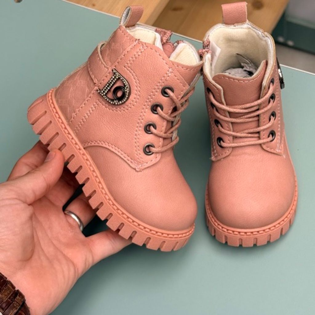 خرید اینترنتی قیمت بوت بچگانه طرح D نگینی از Kids کد 4072301