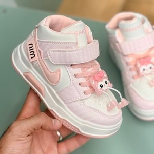 خرید اینترنتی قیمت کتونی نیمساق طرح جردن کرومی لنگ دراز برند کیدز کد 4071902