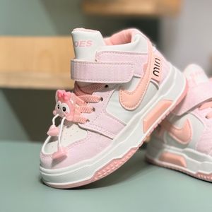 خرید اینترنتی قیمت کتونی نیمساق طرح جردن کرومی لنگ دراز برند کیدز کد 4071902