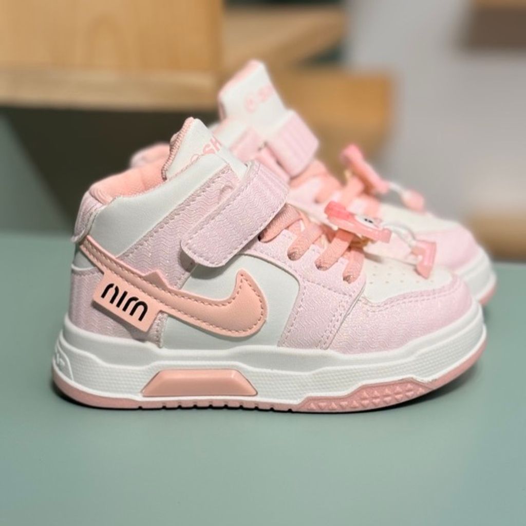 خرید اینترنتی قیمت کتونی نیمساق طرح جردن کرومی لنگ دراز برند کیدز کد 4071902