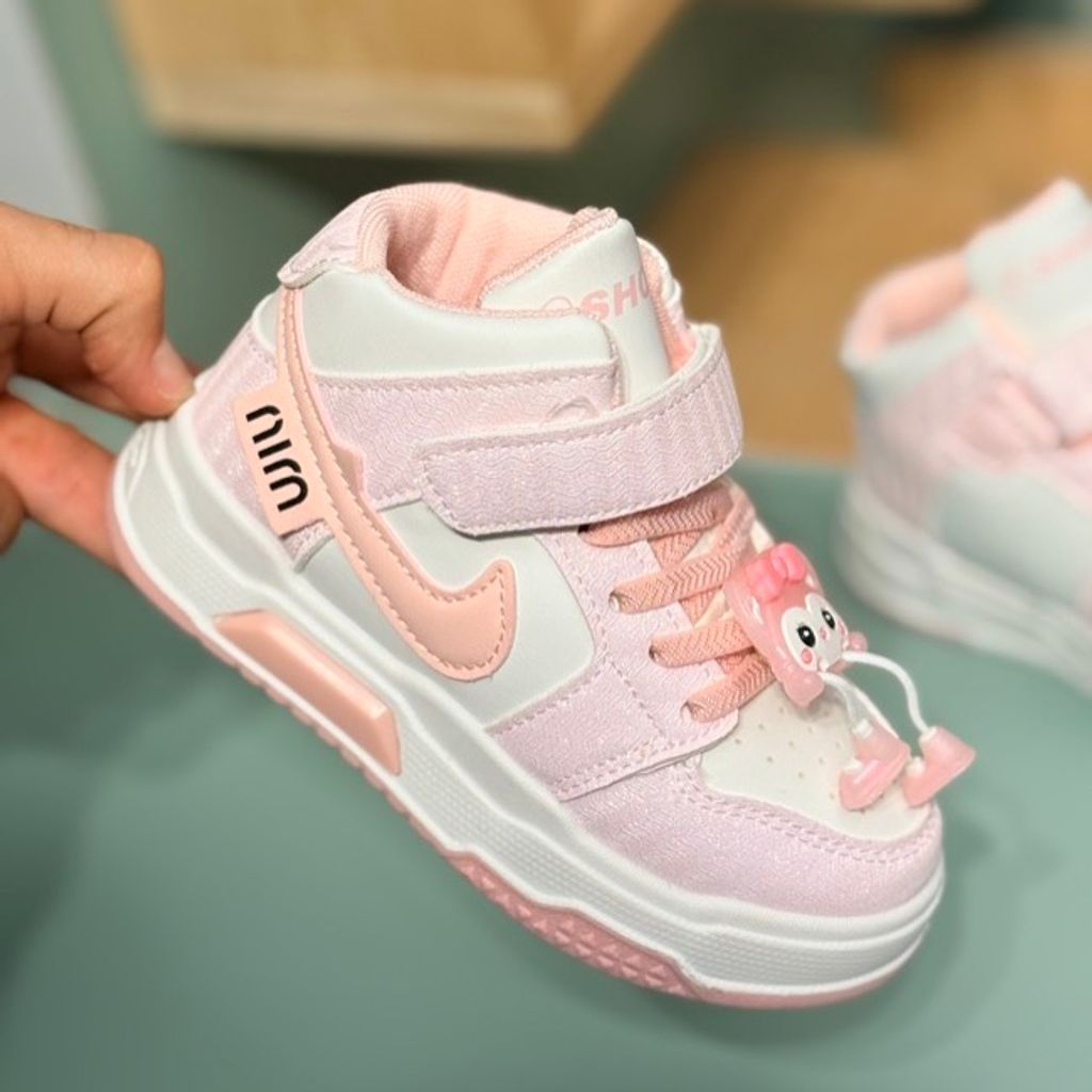 خرید اینترنتی قیمت کتونی نیمساق طرح جردن کرومی لنگ دراز برند کیدز کد 4071902