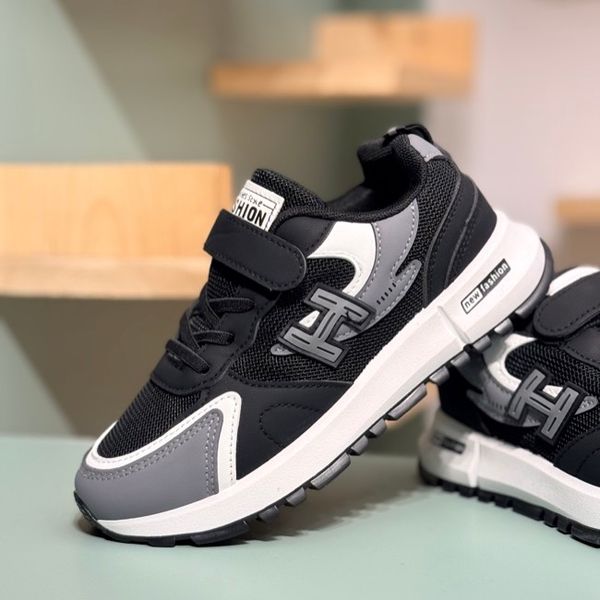 کتونی بچگانه طرح 2025 H new از Trip کد 4071601