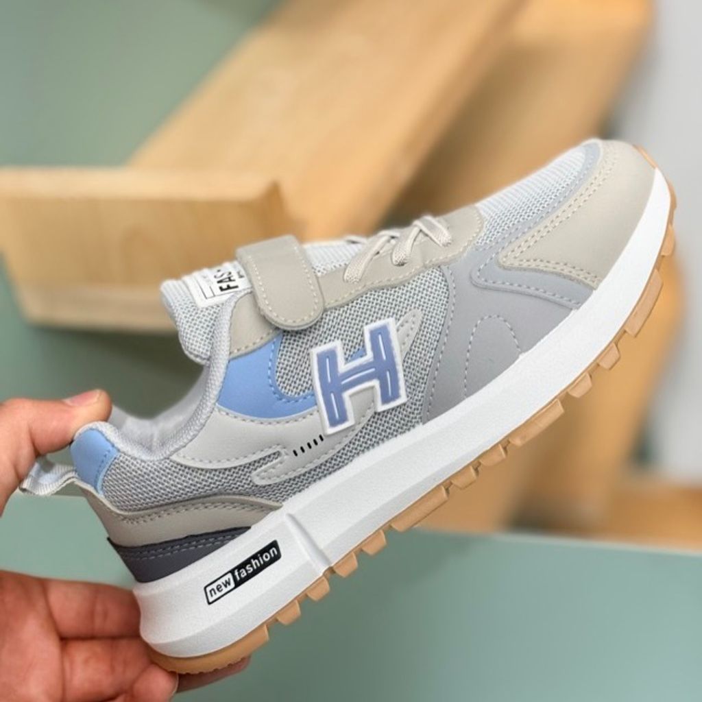 خرید اینترنتی قیمت کتونی بچگونه طرح 2025 H new از Trip کد 4071601