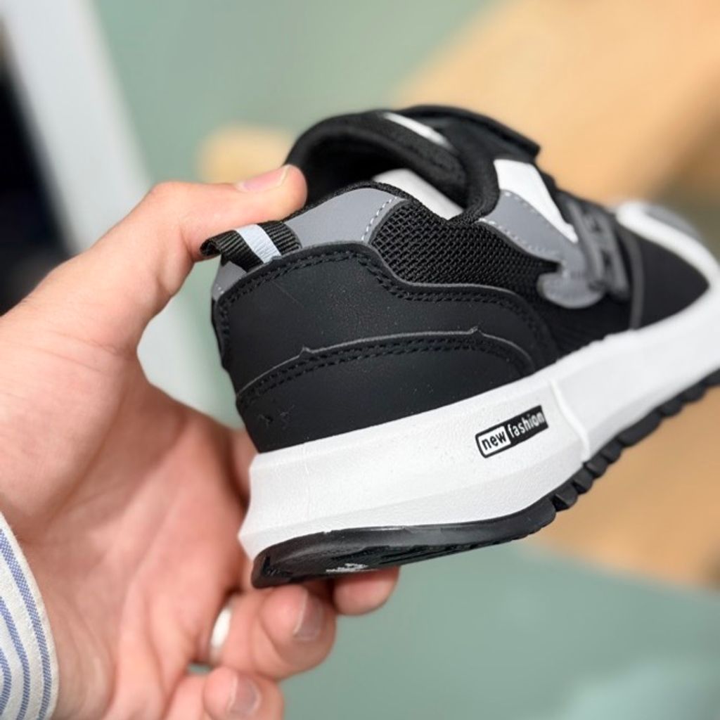 خرید اینترنتی قیمت کتونی بچگونه طرح 2025 H new از Trip کد 4071601