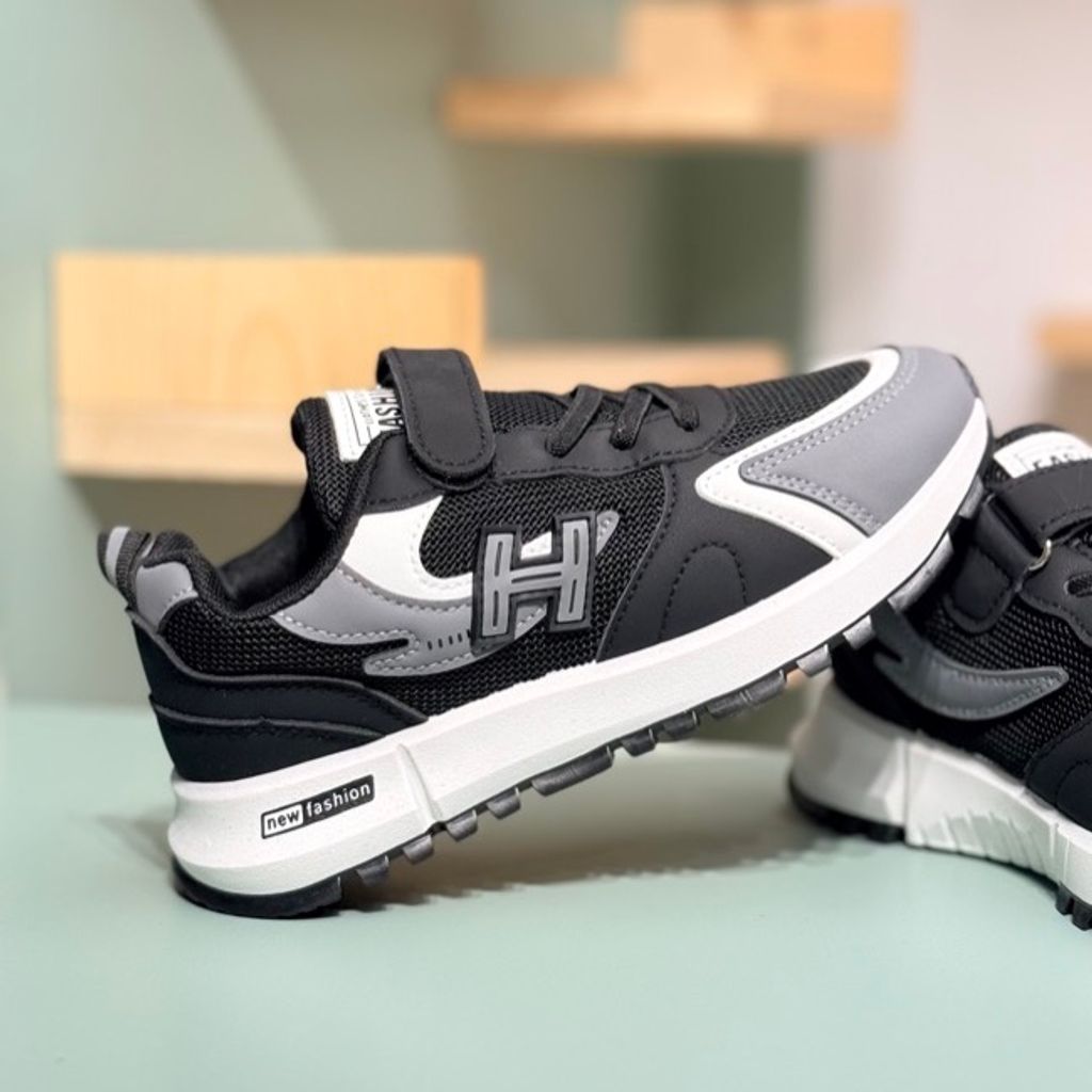 خرید اینترنتی قیمت کتونی بچگونه طرح 2025 H new از Trip کد 4071601