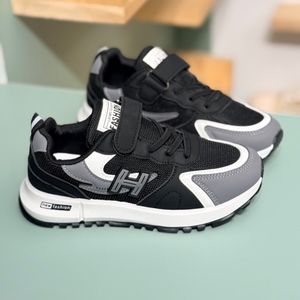 خرید اینترنتی قیمت کتونی بچگونه طرح 2025 H new از Trip کد 4071601