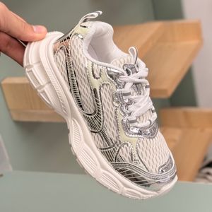 خرید اینترنتی قیمت کتونی بچگانه توری طرح بالنسیاگا از MBA کد 4061902